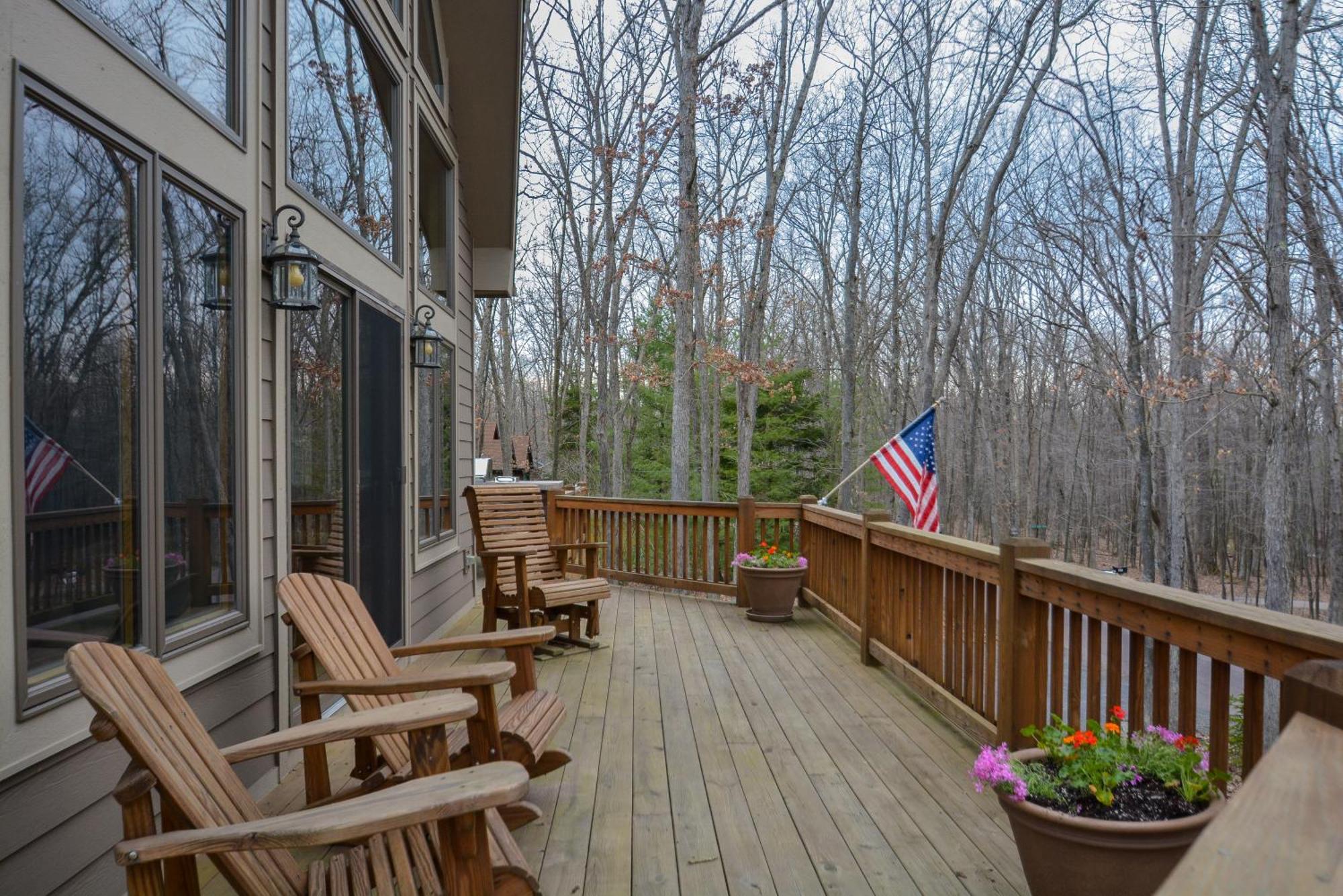 Keep Calm And Lake On Villa Swanton Exterior photo